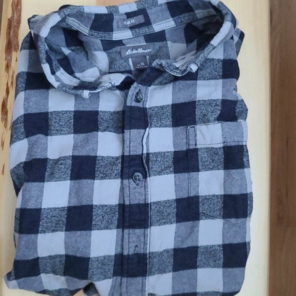 Men's XL Eddie Bauer Long Sleeve Flannel Shirt